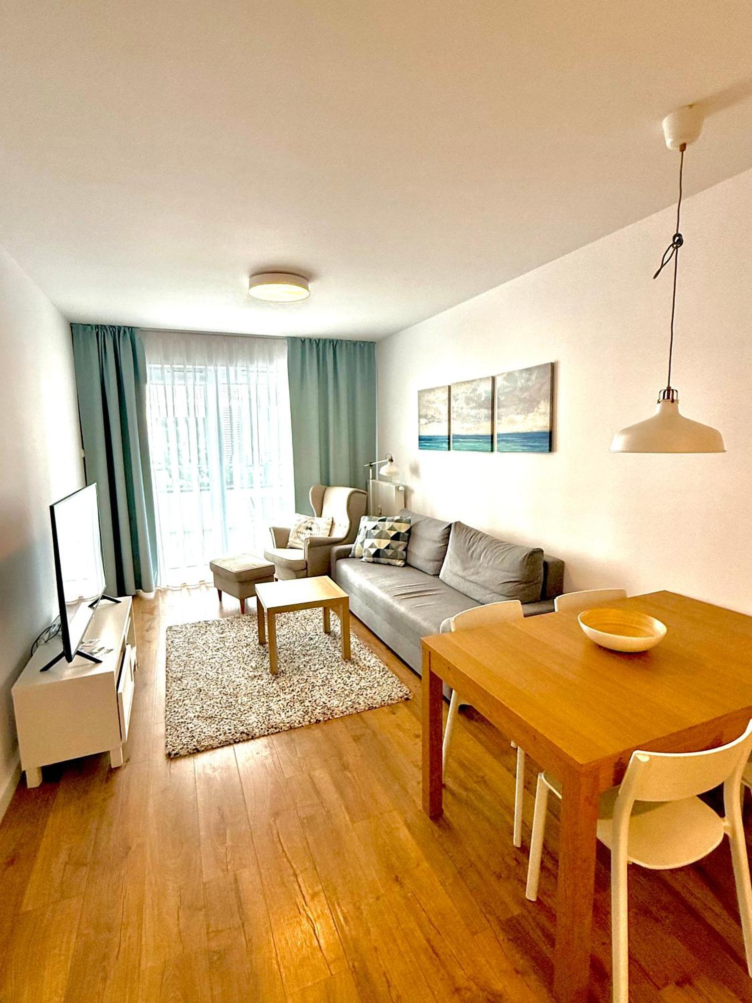 Lazar Apartamenty Nadmorskie Tarasy Kolobrzeg Dış mekan fotoğraf