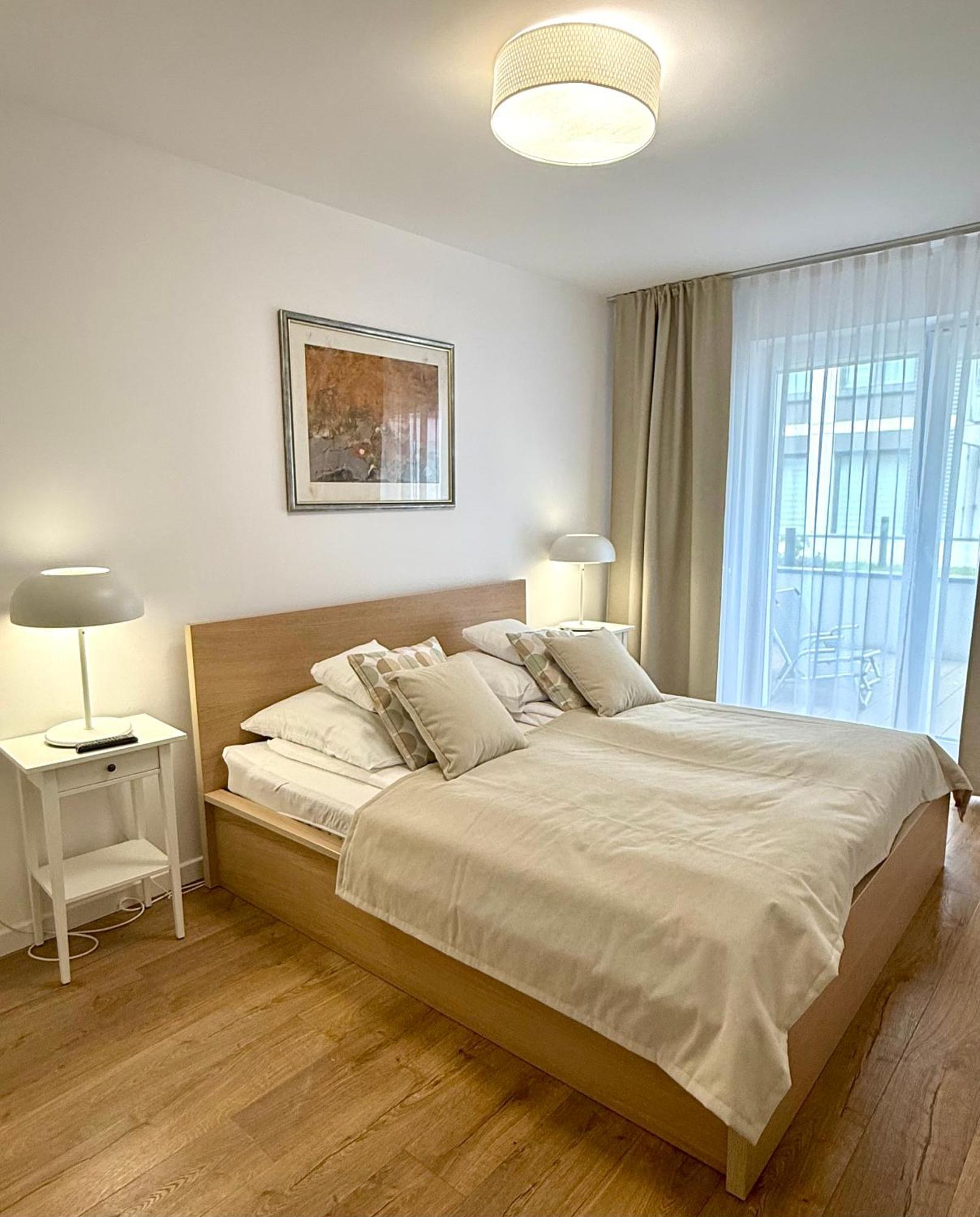 Lazar Apartamenty Nadmorskie Tarasy Kolobrzeg Dış mekan fotoğraf
